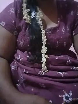 Snapshot of Tamilvalarmathi chatting on July 2026 05:06:01 PM Tamilvalarmathi online show from July 2026 05:06:01 PM