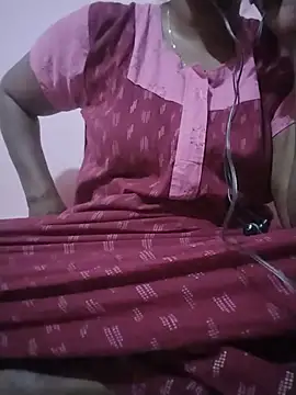 Snapshot of Tamilvalarmathi chatting on July 2026 03:00:02 AM Tamilvalarmathi online show from July 2026 03:00:02 AM