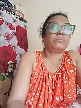Snapshot of chatterjeesayani567 chatting on June 2026 05:50:02 AM chatterjeesayani567 online show from June 2026 05:50:02 AM