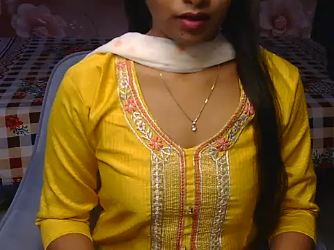 Snapshot of givenchilly chatting on July 2026 05:12:01 AM givenchilly online show from July 2026 05:12:01 AM