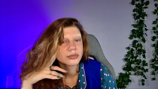VivienDarkbloom online show from June 2026 09:22:01 AM