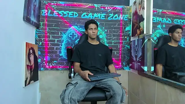 Snapshot of Yoel_Blessed chatting on July 2026 07:35:02 PM Yoel Blessed online show from July 2026 07:35:02 PM