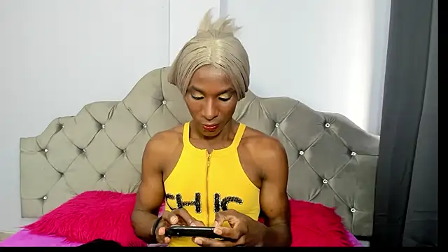 Snapshot of ameralis31 chatting on June 2026 01:45:02 PM ameralis31 online show from June 2026 01:45:02 PM
