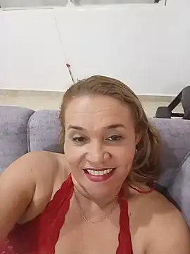 Snapshot of Sara_hilton02 chatting on June 2026 01:41:02 AM Sara hilton02 online show from June 2026 01:41:02 AM