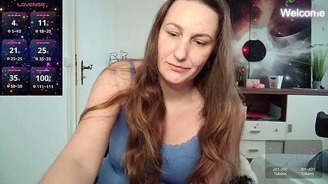 Snapshot of Yevgeshka-Milashka chatting on February 2025 08:33:01 AM Yevgeshka-Milashka online show from February 2025 08:33:01 AM