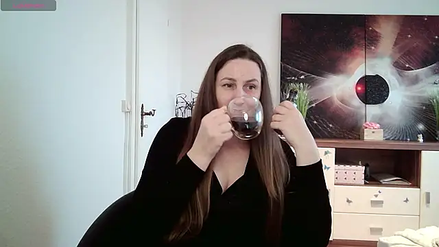 Snapshot of Yevgeshka-Milashka chatting on February 2025 06:55:01 AM Yevgeshka-Milashka online show from February 2025 06:55:01 AM