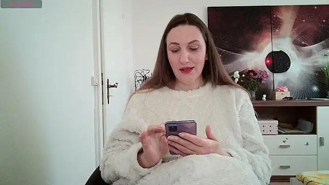 Snapshot of Yevgeshka-Milashka chatting on March 2025 06:16:01 AM Yevgeshka-Milashka online show from March 2025 06:16:01 AM
