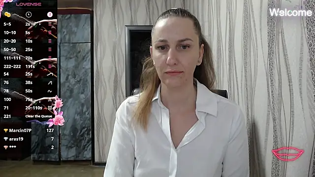 Snapshot of Yevgeshka-Milashka chatting on September 2025 05:52:02 AM Yevgeshka-Milashka online show from September 2025 05:52:02 AM