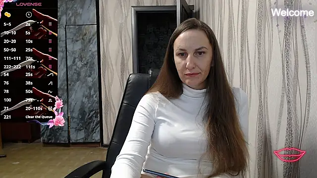 Snapshot of Yevgeshka-Milashka chatting on October 2025 05:57:02 AM Yevgeshka-Milashka online show from October 2025 05:57:02 AM