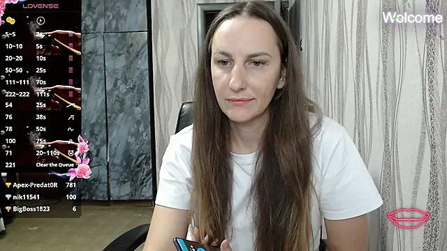 Snapshot of Yevgeshka-Milashka chatting on October 2025 05:00:01 PM Yevgeshka-Milashka online show from October 2025 05:00:01 PM