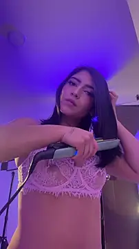 Nicolegh  online show from June 2026 02:01:02 AM