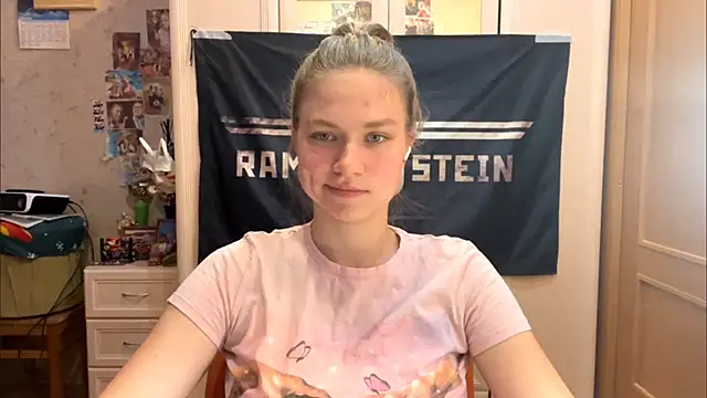 Codi Rostersy online show from July 2026 11:40:02 PM