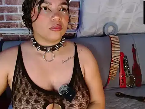Snapshot of emma_bdsm_ chatting on June 2026 10:24:02 PM emma bdsm online show from June 2026 10:24:02 PM