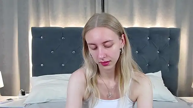 LirienVexx online show from July 2026 04:26:02 AM