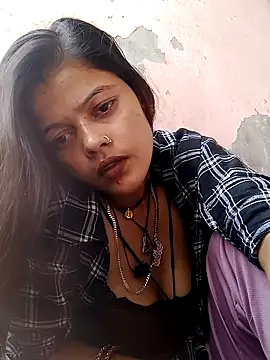 Snapshot of Hot_bhabi0123 chatting on June 2026 04:28:01 AM Hot bhabi0123 online show from June 2026 04:28:01 AM