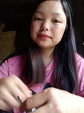 Snapshot of Linna-bae chatting on June 2026 11:57:02 PM Linna-bae online show from June 2026 11:57:02 PM