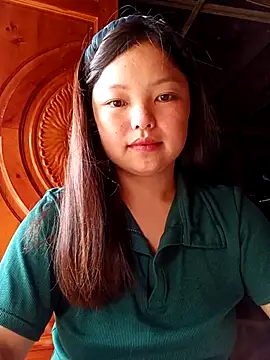 Snapshot of Linna-bae chatting on June 2026 01:05:02 AM Linna-bae online show from June 2026 01:05:02 AM