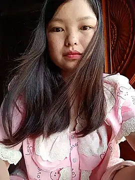 Snapshot of Linna-bae chatting on July 2026 01:12:01 AM Linna-bae online show from July 2026 01:12:01 AM