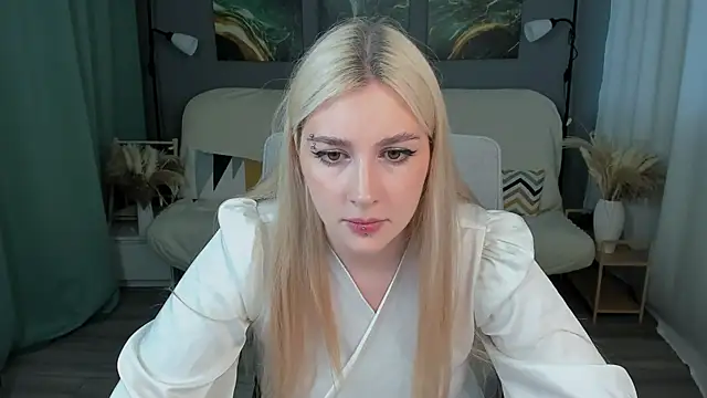 AmaliaWinslet online show from July 2026 03:27:01 PM