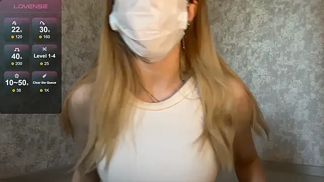 LunaHoke online show from June 2026 11:27:02 AM