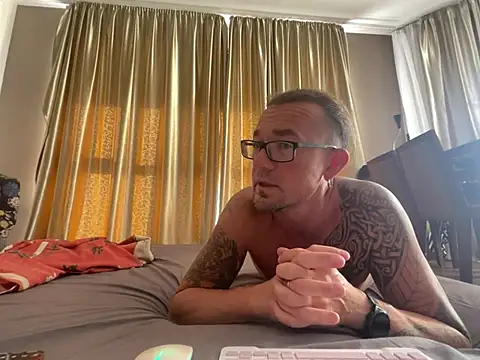 Snapshot of SpaceJet_0Novolyn chatting on August 2026 05:32:01 AM SpaceJet 0Novolyn online show from August 2026 05:32:01 AM