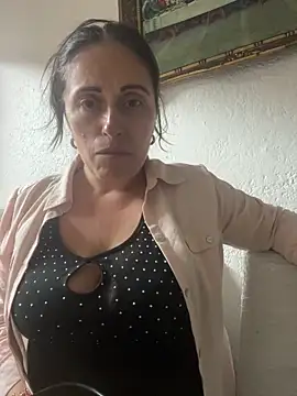 CatalinaSantana83 online show from June 2026 01:17:02 AM