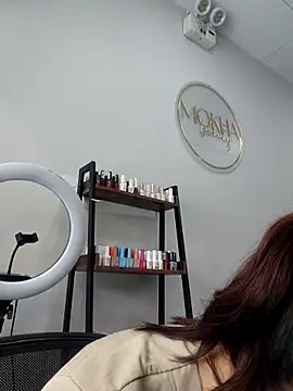 gabygonzzz online show from June 2026 06:36:02 PM