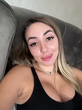 BabesGoWild online show from October 2025 06:05:01 AM