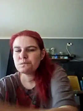 GoldenWifee online show from June 2026 05:32:02 AM