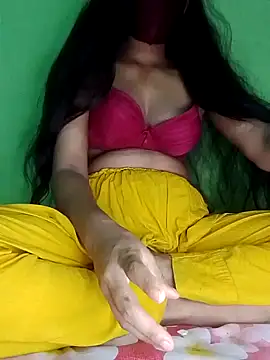 Snapshot of Marineii chatting on June 2026 04:44:01 PM Marineii online show from June 2026 04:44:01 PM