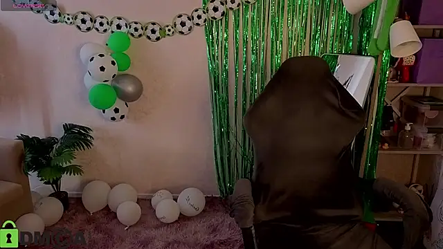 Bella  Kallen online show from June 2026 09:30:01 AM