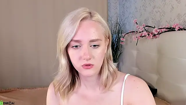 Snapshot of Chloe-Deccer chatting on June 2026 05:37:01 AM Chloe-Deccer online show from June 2026 05:37:01 AM