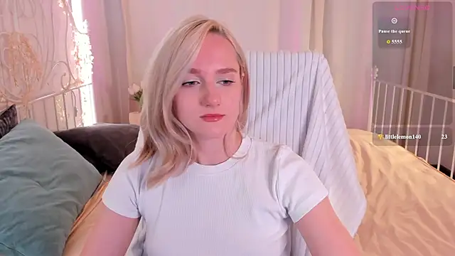 Snapshot of Chloe-Deccer chatting on July 2026 01:30:01 AM Chloe-Deccer online show from July 2026 01:30:01 AM