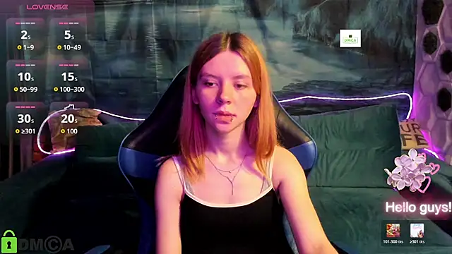 Snapshot of CarolInWonderland chatting on July 2026 06:50:01 AM CarolInWonderland online show from July 2026 06:50:01 AM