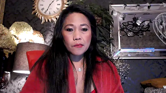 Hornygirltheone online show from October 2025 12:33:01 AM