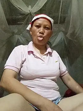 Snapshot of Ila-min chatting on June 2026 11:49:02 AM Ila-min online show from June 2026 11:49:02 AM