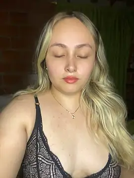 Rositafresitaa online show from June 2026 01:54:02 AM