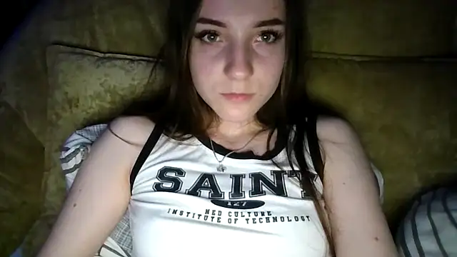 PollySecrettt online show from June 2026 11:37:01 PM