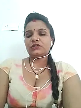 Snapshot of Cut_rani64 chatting on June 2026 08:08:01 AM Cut rani64 online show from June 2026 08:08:01 AM