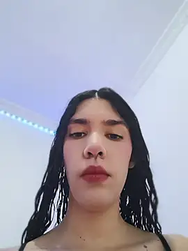 Snapshot of MaddyMendozax chatting on June 2026 01:25:02 AM MaddyMendozax online show from June 2026 01:25:02 AM
