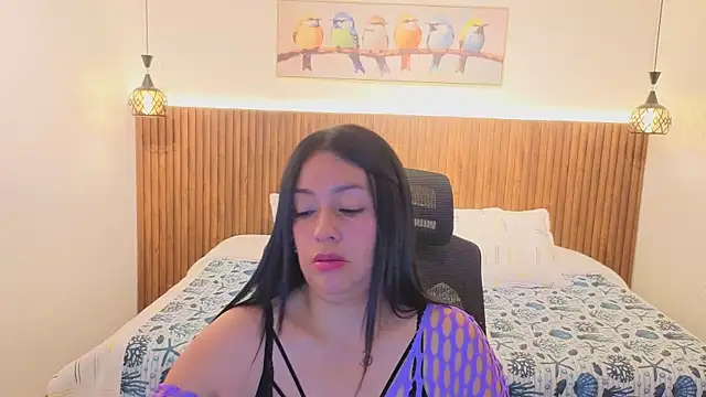 ariannajonesvg online show from June 2026 03:00:01 AM