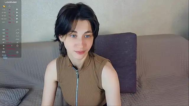 Snapshot of Carolina_Lu chatting on June 2026 04:38:02 AM Carolina Lu online show from June 2026 04:38:02 AM
