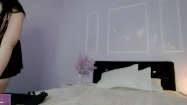 KimberlyWells online show from July 2026 10:21:02 AM