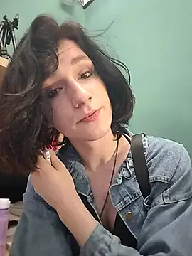MickeQuinee online show from July 2026 09:03:01 AM