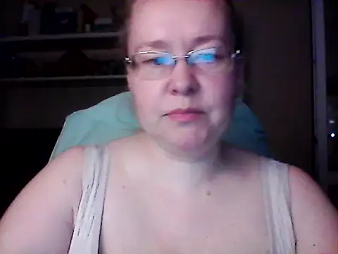 Snapshot of Viola27 chatting on June 2026 03:46:01 PM Viola27 online show from June 2026 03:46:01 PM