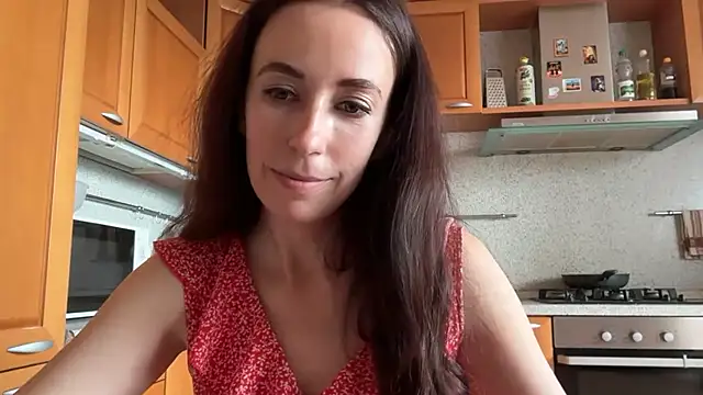 Flamingo Queen online show from July 2026 03:49:02 PM