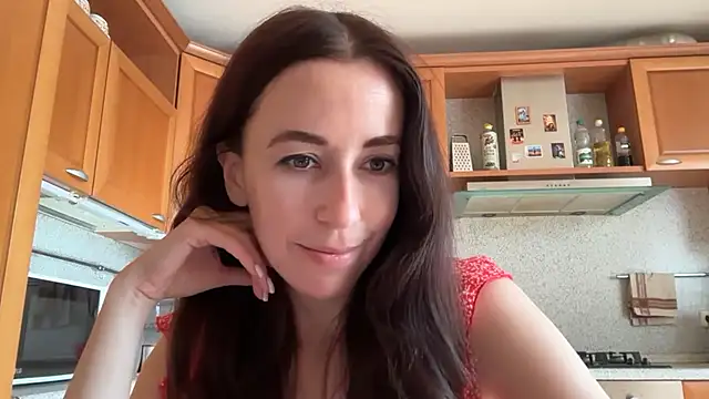 Flamingo Queen online show from July 2026 05:21:02 AM