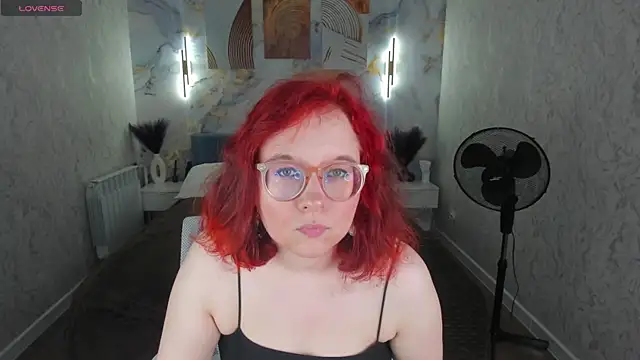 Aleks-casterrr online show from June 2026 05:06:02 PM