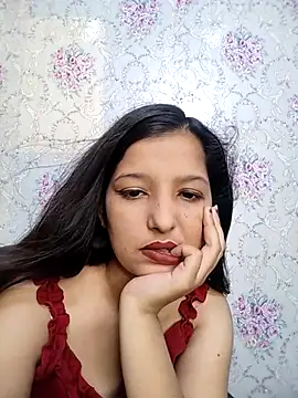 Queen Rosyy online show from June 2026 04:09:01 AM