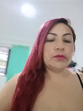 Snapshot of Agata_Traviesa chatting on June 2026 10:49:01 AM Agata Traviesa online show from June 2026 10:49:01 AM